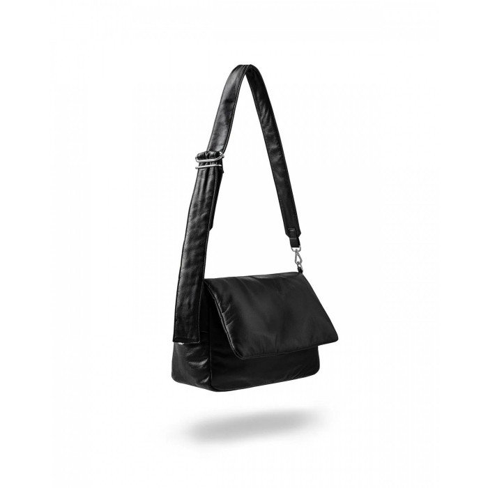 【新品未使用】CLESSTE PADDEDHOLIDAY BAG WHITE HOLIDAY BAG